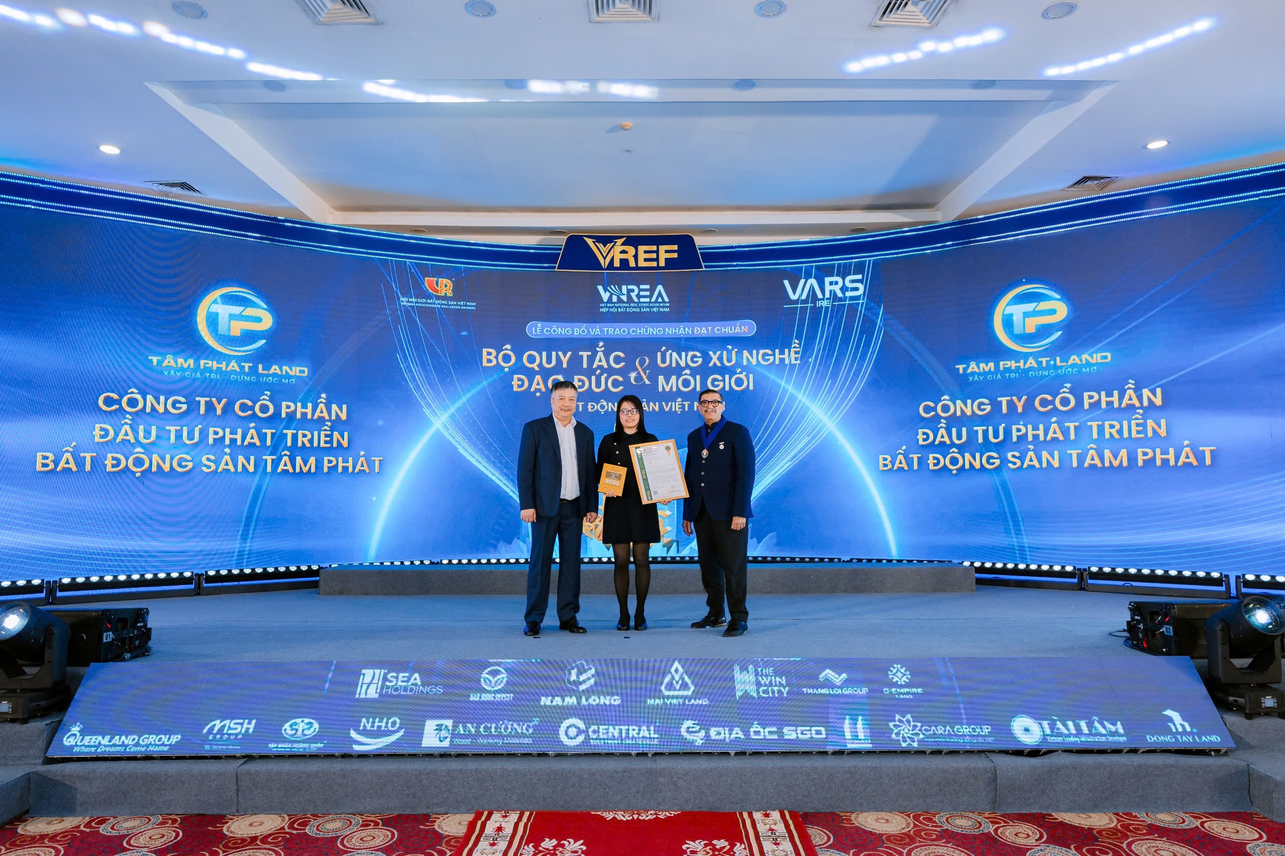 Lễ trao chứng nhận VPEC 2025 cho Tâm Phát Land